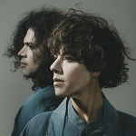 tUnE-yArDs