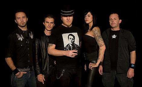 The Mahones